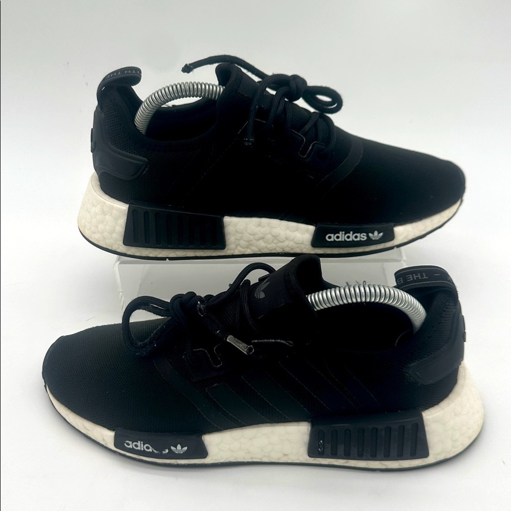 adidas NMD R1 Runner Trace Cargo Core Black Running Training Shoes Size 6.0